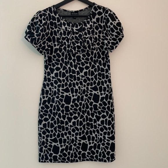 Enfocus Studio Animal Print Ruffle Collar Dress - Picture 4 of 14